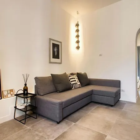 15min To Duomo, Modern 1 Bedrm Flat Ac, 5g Wifi Appartamento